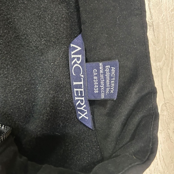 Arc’teryx jacket - Picture 3 of 4